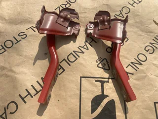 2023 SUZUKI SWIFT BONNET HINGES FOR SALE. IN PRISTINE CONDITION