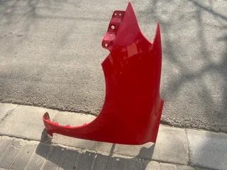2023 SUZUKI SWIFT LEFT FRONT FENDER FOR SALE. IN PRISTINE CONDITION