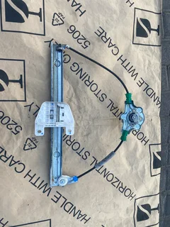 2024 RENAULT TRIBER LEFT REAR MANUAL WINDOW MECHANISM FOR SALE. IN PRISTINE CONDITION