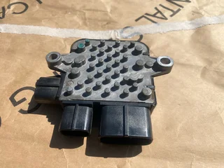 2017 Nissan Gtr 370z Infiniti G35 G37 Q70 Cooling Fan Control Module For Sale. In Pristine Condition