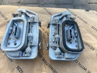 2004 VW POLO TAIL LIGHT GLOBE HOLDERS FOR SALE. IN PRISTINE CONDITION