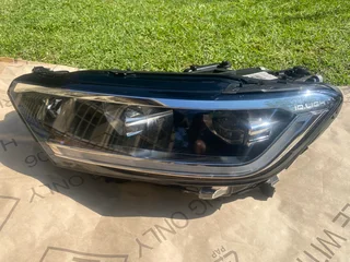 2023 VW T-ROC IQ LED HEADLIGHT LEFT SIDE FOR SALE. IN EXCELLENT CONDITION