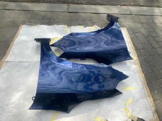 2023 SUZUKI SWIFT LEFT FRONT AND RIGHT FENDERS FOR SALE. IN EXCELLENT CONDITION