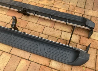 2024 TOYOTA HILUX GD-6 DOUBLE CAB SIDE STEPS FOR SALE. BRAND NEW