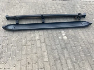 2023 ISUZU D-MAX DOUBLE CAB SIDE STEPS FOR SALE. OEM IN EXCELLENT CONDITION