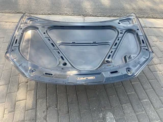 2009 VW JETTA 5 BONNET FOR SALE. IN EXCELLENT CONDITION