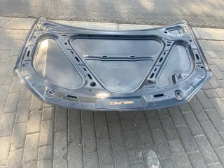 2009 VW JETTA 5 BONNET FOR SALE. IN EXCELLENT CONDITION