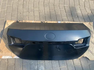 2019 TOYOTA COROLLA PRESTIGE BOOTLID FOR SALE. BRAND NEW