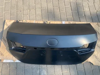 2019 TOYOTA COROLLA PRESTIGE BOOTLID FOR SALE. BRAND NEW