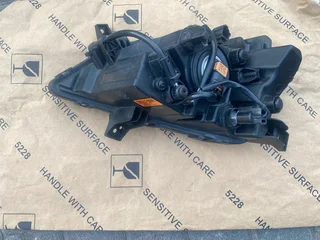 2020 HYUNDAI TUCSON LED SPOTLIGHT RIGHT SIDE FOR SALE. IN EXCELLENT CONDITION