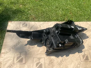 2024 KIA SELTOS EX LED HEADLIGHT LEFT SIDE FOR SALE. IN PRISTINE CONDITION