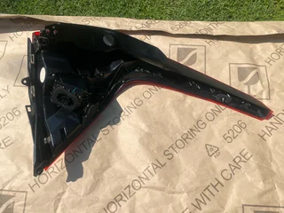 2023 VOLVO XC60 FULL LED TAIL LIGHT LEFT SIDE FOR SALE. IN PRISTINE CONDITION