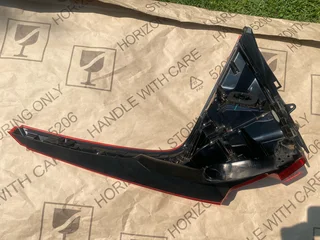 2023 VOLVO XC60 FULL LED TAIL LIGHT LEFT SIDE FOR SALE. IN PRISTINE CONDITION