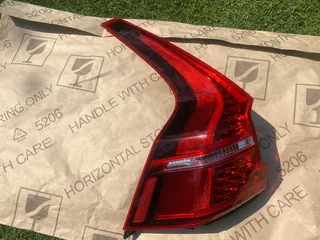 2023 VOLVO XC60 FULL LED TAIL LIGHT LEFT SIDE FOR SALE. IN PRISTINE CONDITION