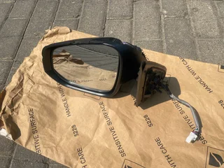 2019 Toyota Hilux Gd-6 Auto-fold Door Mirror Left Side For Sale