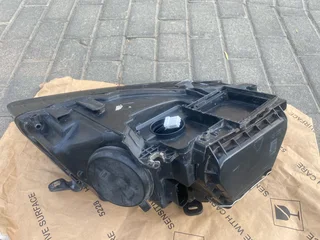 2012 AUDI A5 XENON HEADLIGHT LEFT SIDE FOR SALE. IN PRISTINE CONDITION