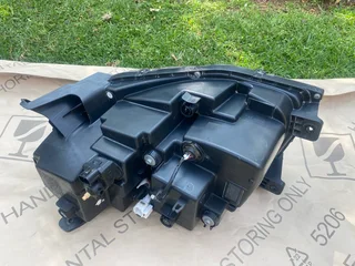 2024 MAHINDRA SCORPIO FULL LED HEADLIGHT RIGHT SIDE FOR SALE. IN PRISTINE CONDITION