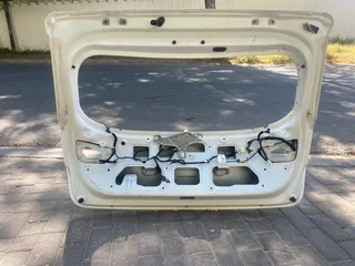 2019 HYUNDAI I20 TAILGATE SHELL FOR SALE. IN EXCELLENT CONDITION