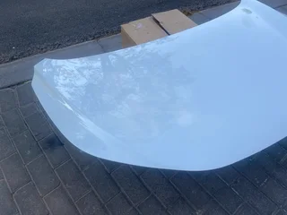 2024 SUZUKI FRONX/TOYOTA STARLET CROSS BONNET HOOD FOR SALE. IN PRISTINE CONDITION