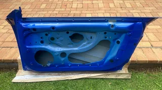 2022 AUDI R8 SPYDER DOOR SHELL RIGHT SIDE FOR SALE. IN PRISTINE CONDITION