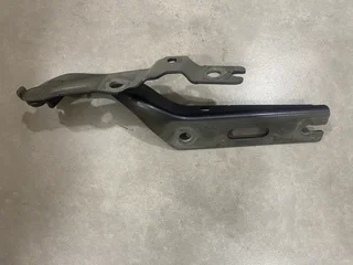 2024 Vw Taigo Bonnet Hinge Left Side For Sale. In Excellent Condition