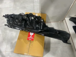 2023 TOYOTA FORTUNER BI-BEAM LED HEADLIGHT LEFT SIDE FOR SALE. IN EXCELLENT CONDITION