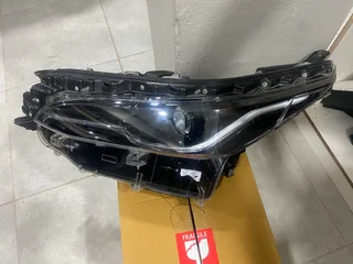 2023 TOYOTA FORTUNER BI-BEAM LED HEADLIGHT LEFT SIDE FOR SALE. IN EXCELLENT CONDITION