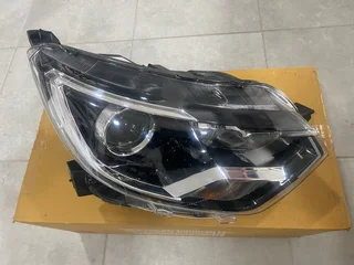 2024 Renault Triber Headlight Right Side For Sale. In Excellent Condition