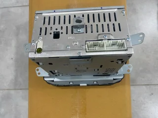 2017 HYUNDAI I20 RADIO FOR SALE. BRAND NEW