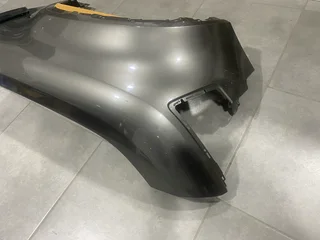 2022 LAND ROVER DEFENDER LEFT FRONT FENDER FOR SALE. IN PRISTINE CONDITION