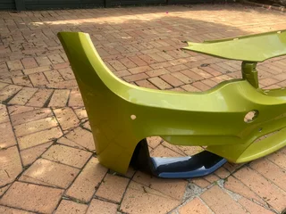 2019 BMW M4 F80/F82/F83 FRONT BUMPER FOR SALE. IN EXCELLENT CONDITION