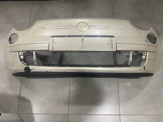 2015 Fiat 500 Front Bumper For Sale. In Excellent Condition