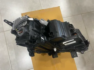 2022 TOYOTA URBAN CRUISER FULL LED HEADLIGHT LEFT SIDE FOR SALE. IN EXCELLENT CONDITION