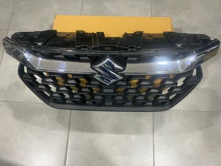 2025 SUZUKI FRONX RADIATOR GRILLE FOR SALE. IN PRISTINE CONDITION