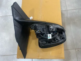 2024 NISSAN MAGNITE ELECTRONIC DOOR MIRROR RIGHT SIDE FOR SALE. IN EXCELLENT CONDITION