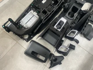 2025 ISUZU D-MAX DASHBOARD AND INTERIOR ACCESSORIES FOR SALE. IN PRISTINE CONDITION