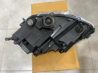 2024 VW POLO 9 SEDAN FULL LED HEADLIGHT RIGHT SIDE FOR SALE. IN EXCELLENT CONDITION
