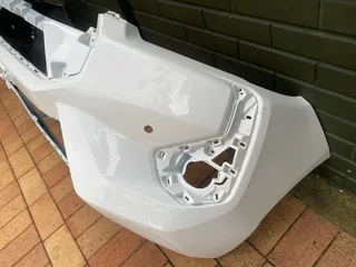 2025 TOYOTA HILUX GD-6 FRONT BUMPER FOR SALE. IN PRISTINE CONDITION