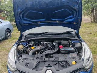 2017 Renault Clio 4 1.2i turbo GT Line R128000