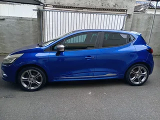 2017 Renault Clio 4 1.2i turbo GT Line R128000