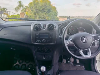2018 renault sandero stepway R89900