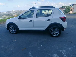 2018 renault sandero stepway R89900