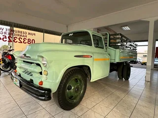 1956 CHEVROLET 4400
