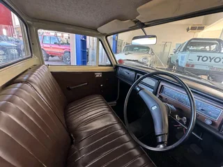 TOYOTA CORONA PICK UP