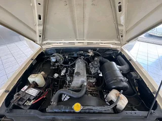 TOYOTA HILUX ORIGINAL