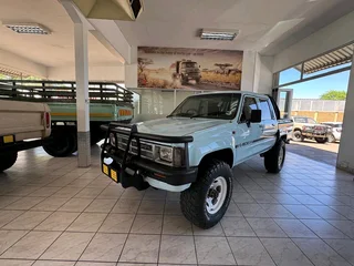Toyota Hilux 4x4 Double Cab