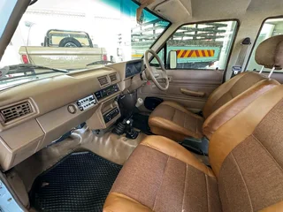 TOYOTA HILUX 4X4 DOUBLE CAB