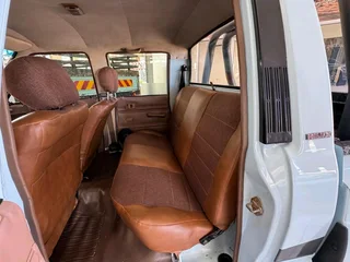 TOYOTA HILUX 4X4 DOUBLE CAB