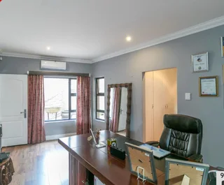 Noah Luxury Transfers (NLT)