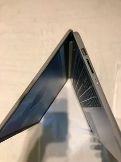 Brand new Lenovo Ideapad 1 15AMN7MD Ryzen 3 7320U w/ Radeon Graphic @2.40ghz (8CPUs) processor 8